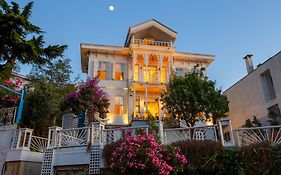 Mansion Milia